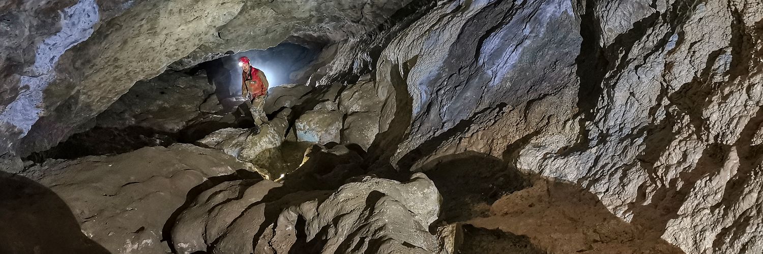 Grotte de l'Ours au Salève. Photo (c) Bertrand Hauser
